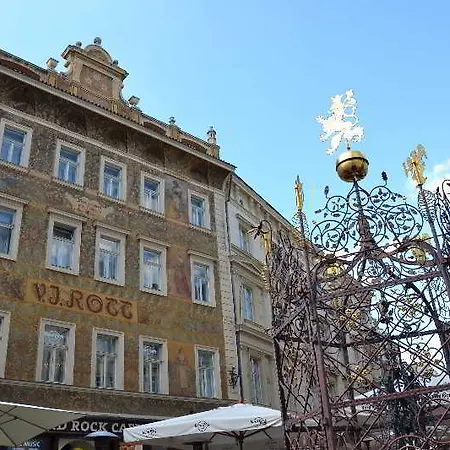 Rott Szálloda
