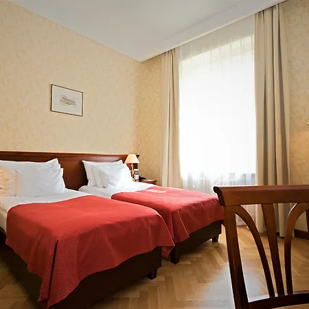 Rott Szálloda 4*