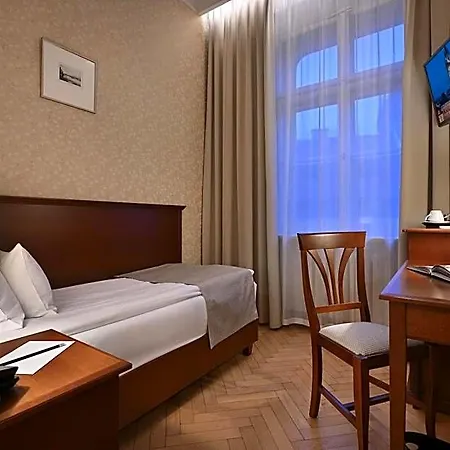 Rott Отель 4*
